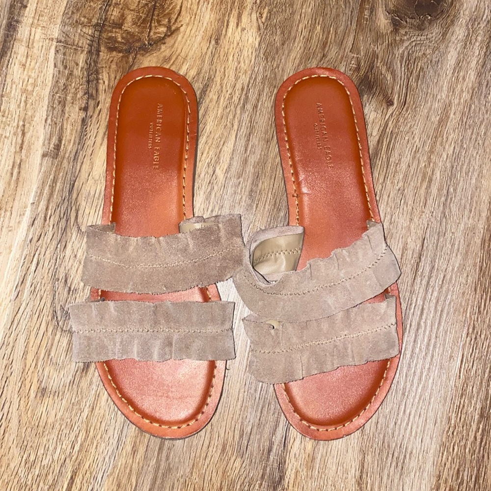 American Eagle Brown Sandals
